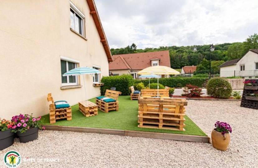 Le Domaine De L Etang Le Merger Oeuilly Exterior photo